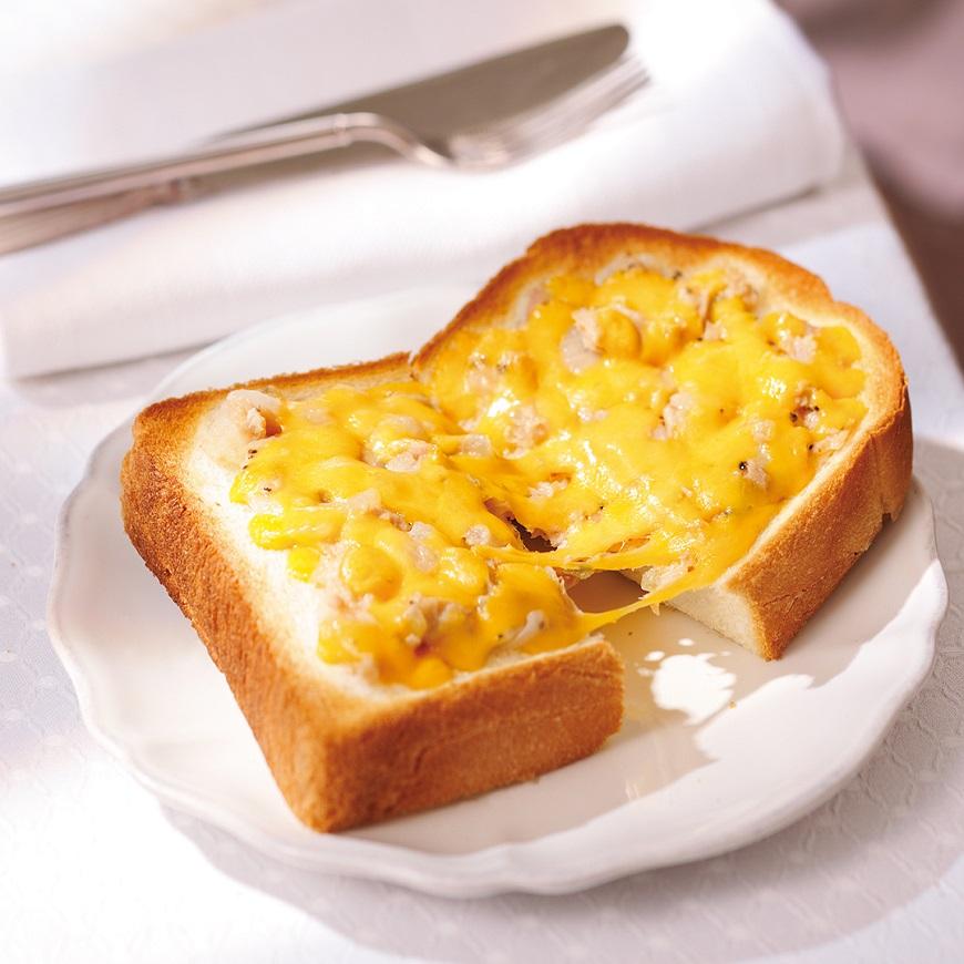 厚切りトースト ツナチェダーメルト